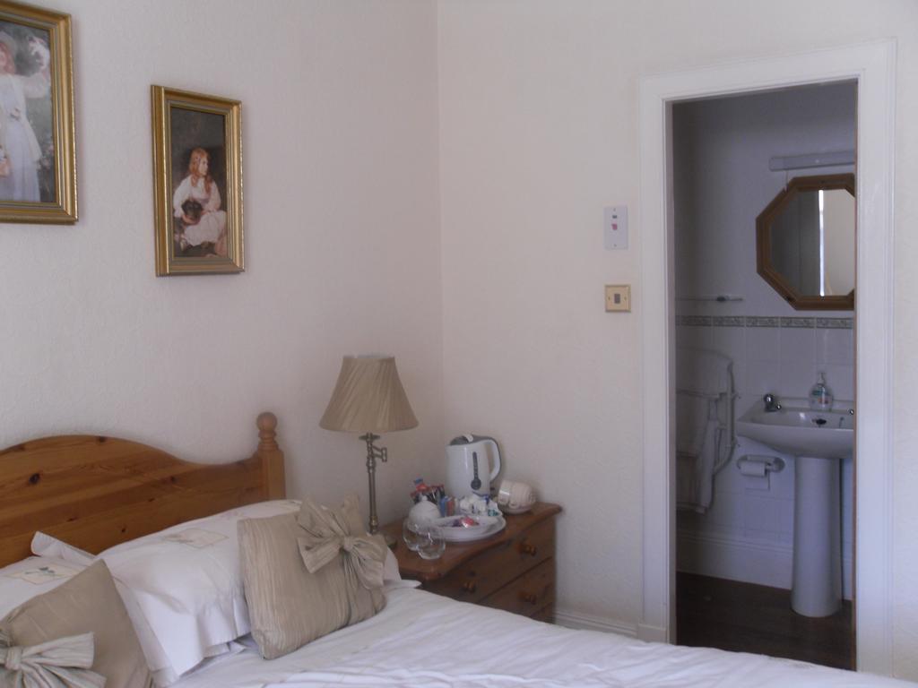 Ardfern Guest House Perth Room photo