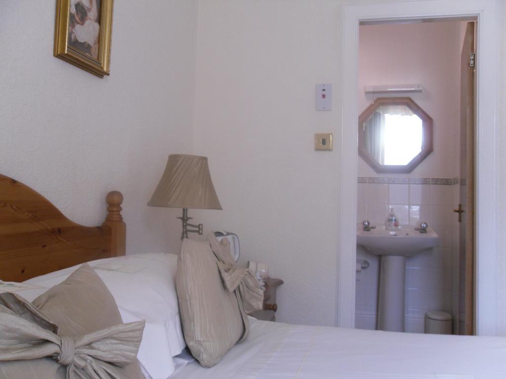 Ardfern Guest House Perth Room photo