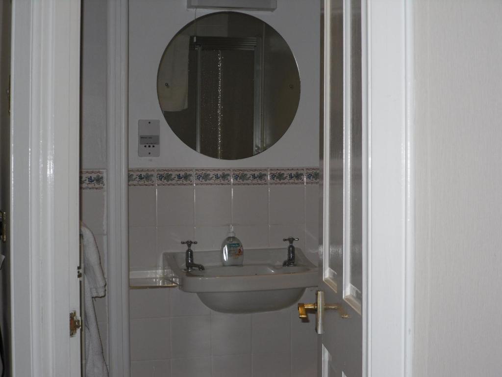 Ardfern Guest House Perth Room photo